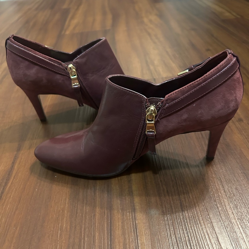 Lauren Ralph Lauren Leather Elegant Burgundy Heel Ankle Boots Size 6.5 B
